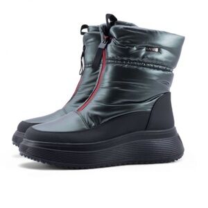 Stylish Women's Black and Silver Boots